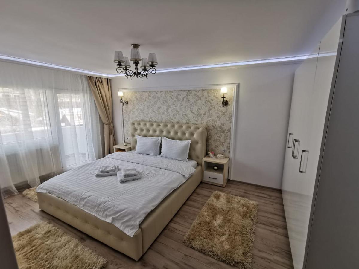 Apartament Gold Luxury Tîrgu Ocna Eksteriør billede